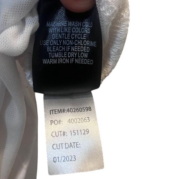 Torrid Pullover Boho Y2K Eyelet Jersey Crew Neck Ruffle Blouse White Top Size 2X - Picture 7 of 8